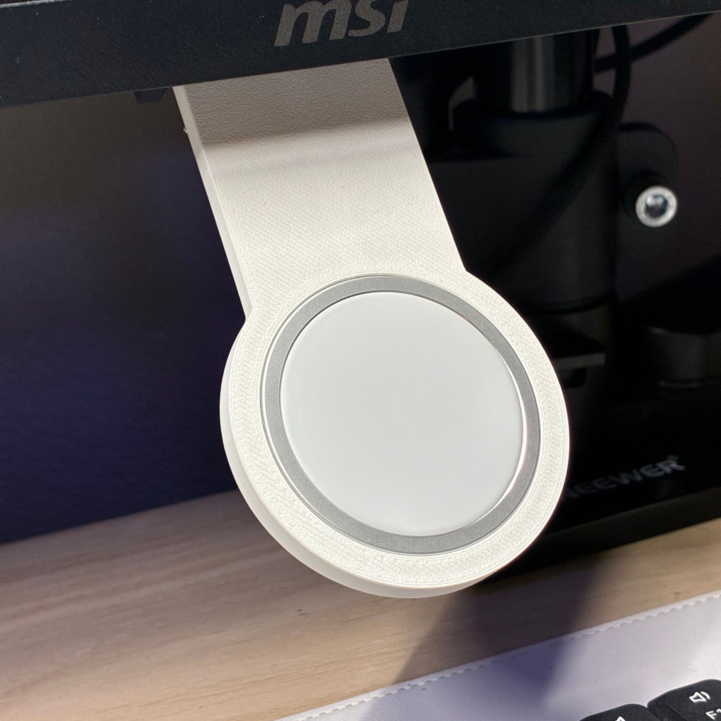 MagDock Phone Mount